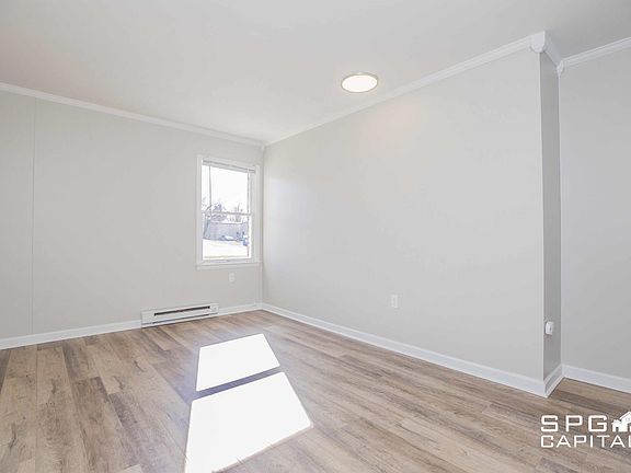 3rd image of 5075 Lincoln Way E APT 7