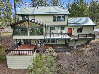 21101 N Byrne Ln, Nine Mile Falls, WA, 99026