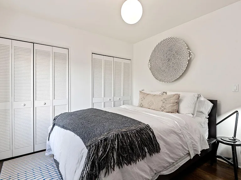 116 E Constance Ave — Photo 17