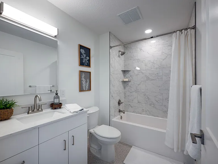 St Joseph Apartments — Photo 14