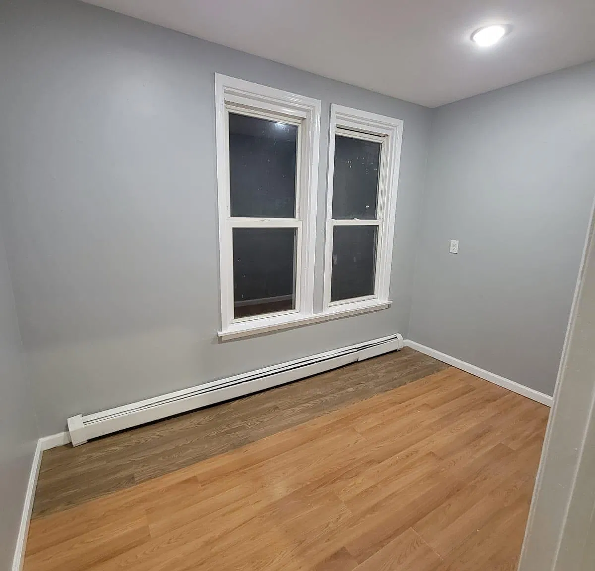 28 Wakeman Ave — Photo 3