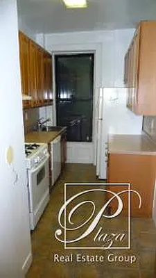 Rented by Plaza Real Estate Group | media 43