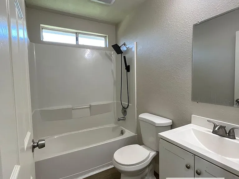 7016 N Thorne Ave — Photo 12