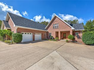 14785 Mountain Dr, Garfield, AR 72732