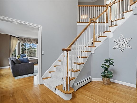2nd image of 42 Trefry Ln