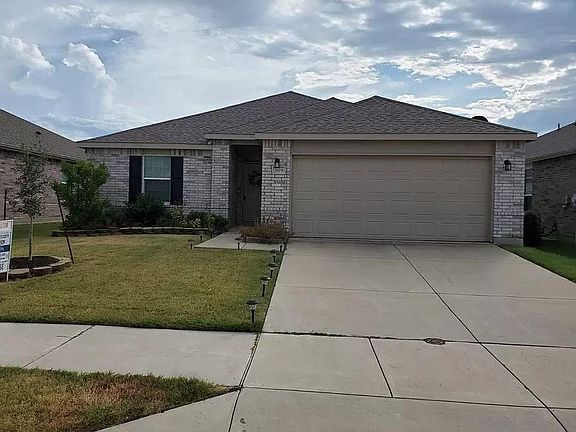 2nd image of 1604 Gayla Creek Dr