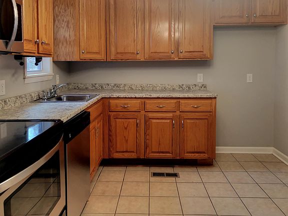 4th image of 209 Glenrose Ln