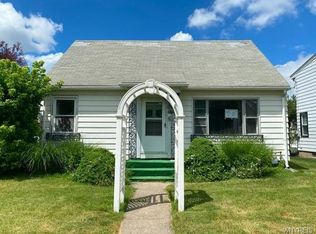 80 Werkley Rd, Tonawanda, NY 14150