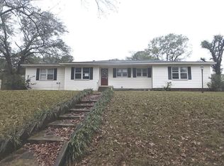 206 Summit Dr, Gilmer, TX 75644