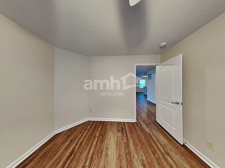 5631 Hammermill Dr — Photo 18
