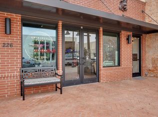 226 W Main St #202, Denison, TX 75020