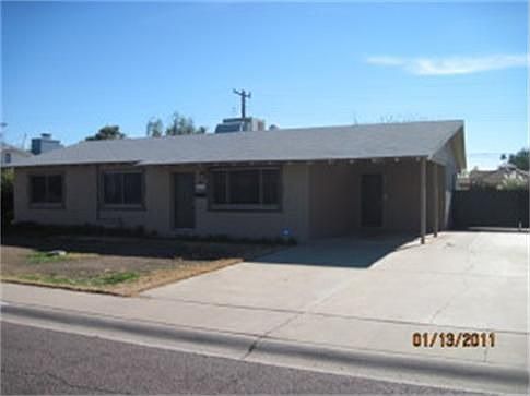 3rd image of 4029 W Northview Ave