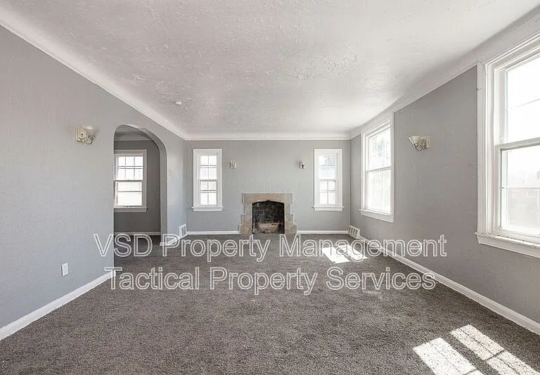 14717 Milverton Rd #UP — Photo 9