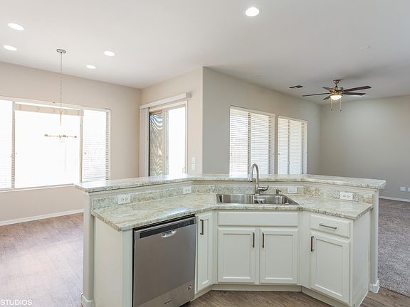 5th image of 3 E Camino Rancho Cielo