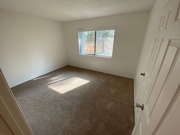 2nd image of 4265 Mesa Vista Way