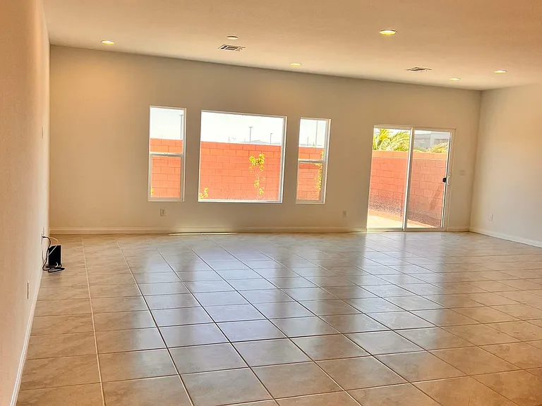7176 Waving Tree St — Photo 2