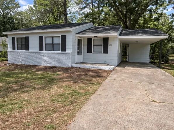 670 Piermont St, Jackson, MS 39206