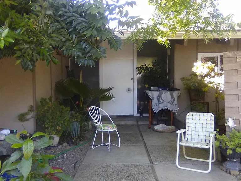 W Dovewood Ln — Photo 10