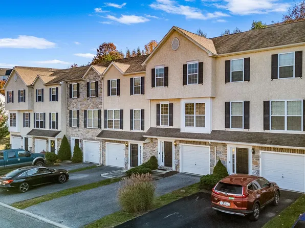 36 Lukens Mill Dr, Coatesville, PA 19320