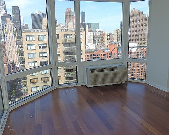 5th image of 200 E 32nd St APT 27D