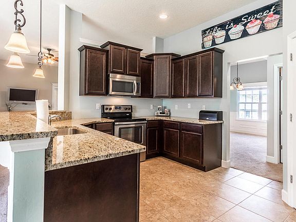 5th image of 3245 Deer Creek Dr