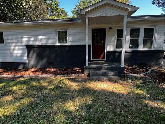 2nd image of 602 Cherry St