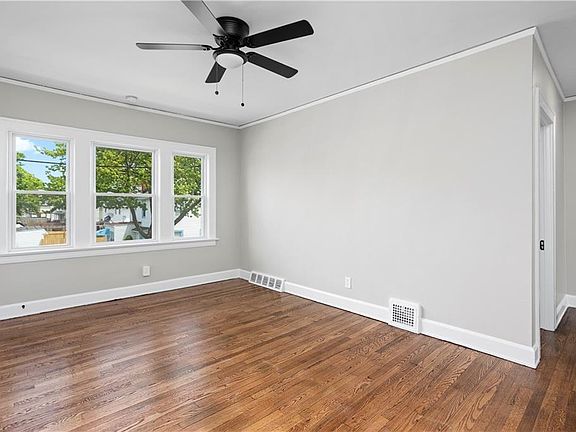 2nd image of 9715 Loretta Ave #9
