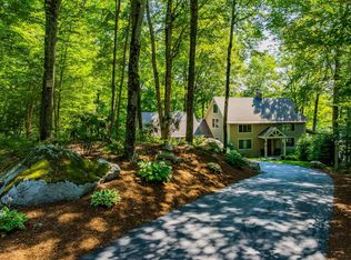 21 Shore Road, Grantham, NH 03753