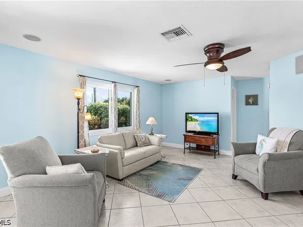 4632 SE 1st Pl, Cape Coral, FL 33904