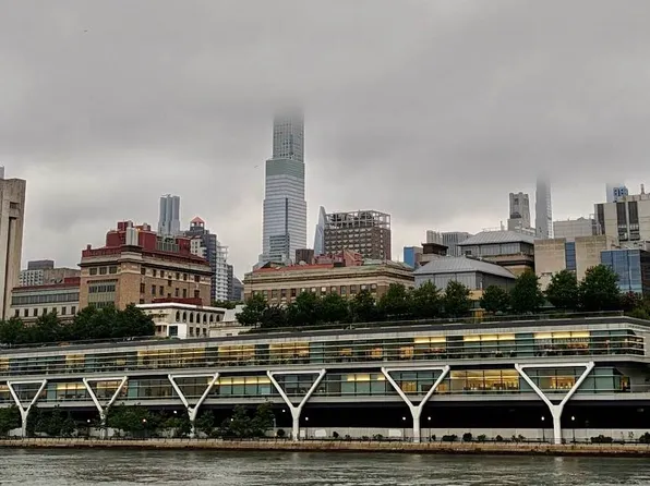 20 River Road image 4 of 20