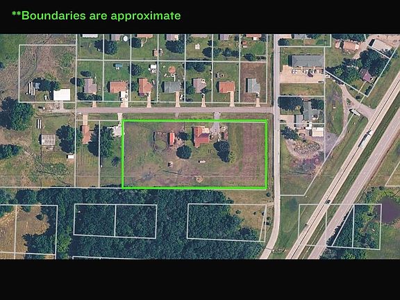 3rd image of 805 NW 14th St