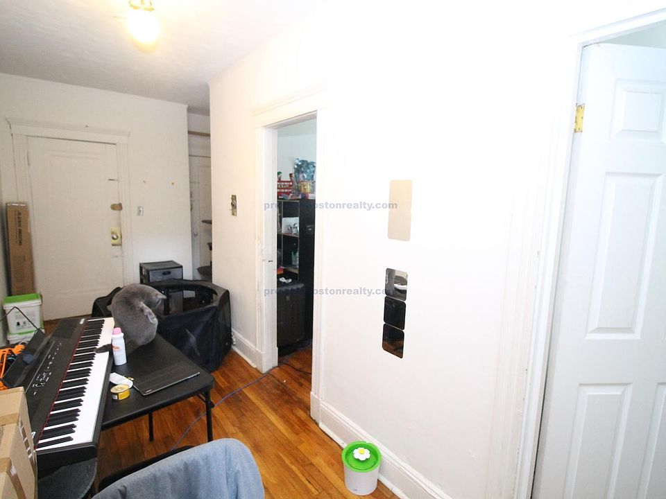 1st image of 1450 Commonwealth Ave #824