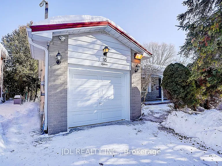15 Crossburn Dr — Photo 4