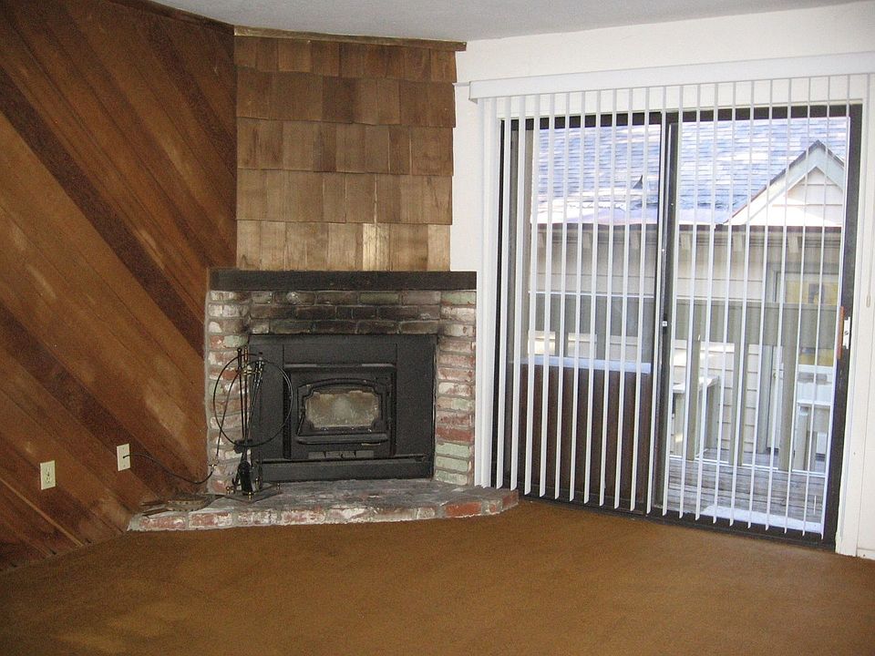 2nd image of 122 Meadow Ln #57