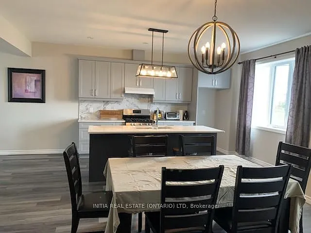 3 bed, $2,700 — Photo 4