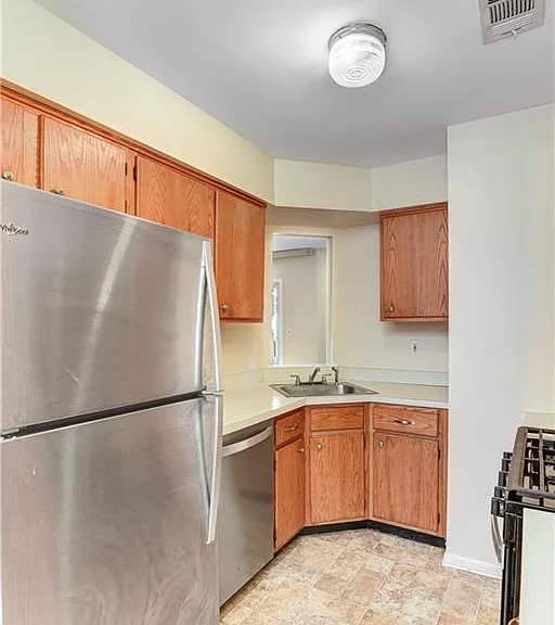 1068 Schmidt Ln — Photo 15