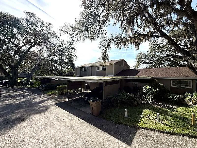 3 bed, 2.0 bath, 1260 sqft, $1,950 — Photo 4
