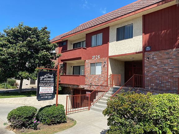 3rd image of 3726 Jasmine Ave #111