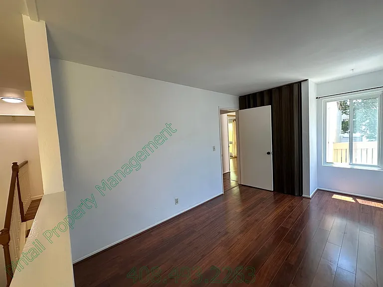 802 Kingfisher Ter — Photo 19