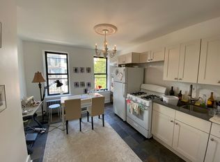 678 Grand St #4F, Brooklyn, NY 11211