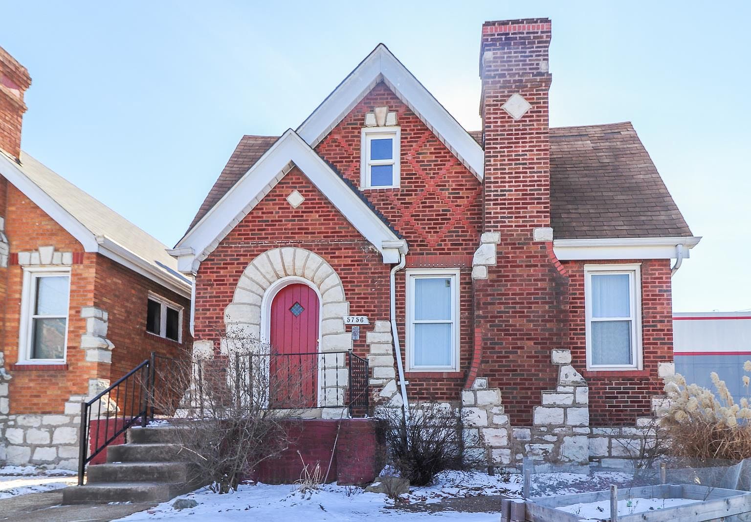 5756 Chippewa St Saint Louis MO 63109 Zillow