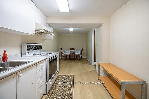 37 Albacore Cres #BASEMENT — Photo 11