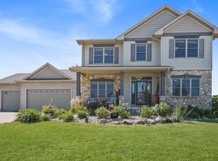 2725 Northview Ln, Cedar Falls, IA 50613