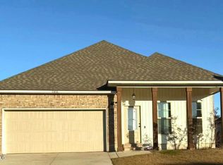 11416 Crystal Lake Dr, Gulfport, MS 39503