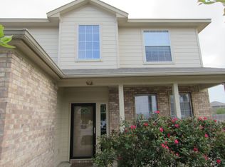 211 Caliber Cv, Bastrop, TX 78602