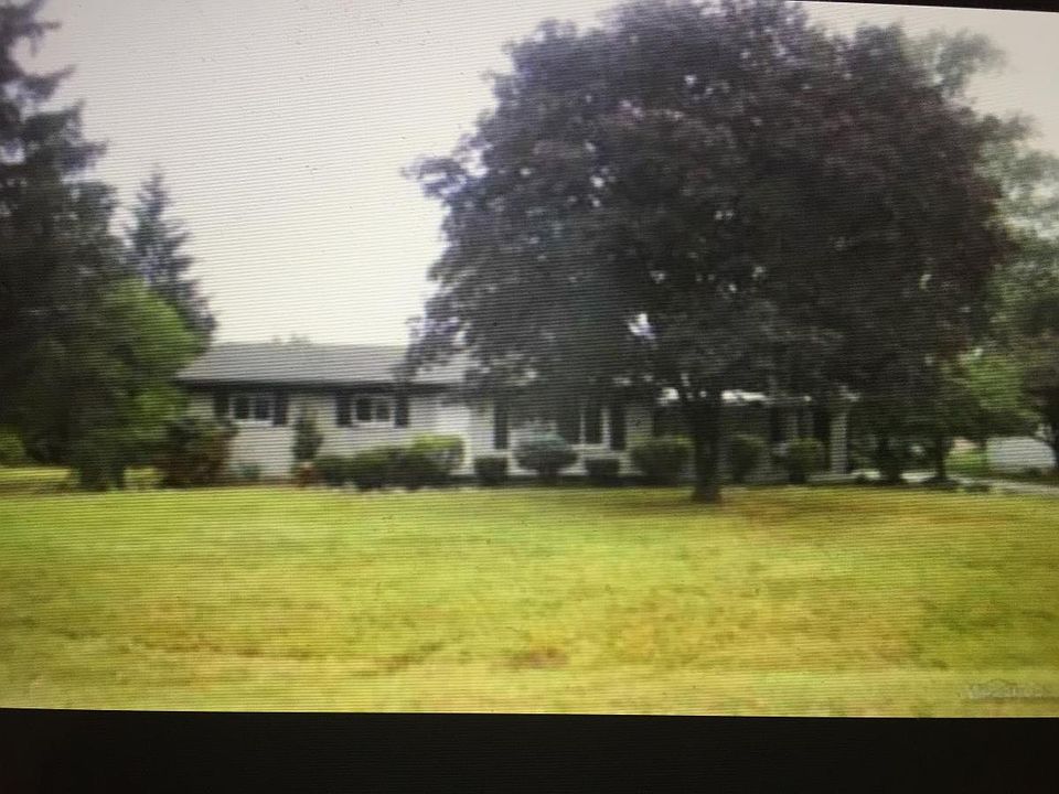 1st image of 1331 Bradley Dr