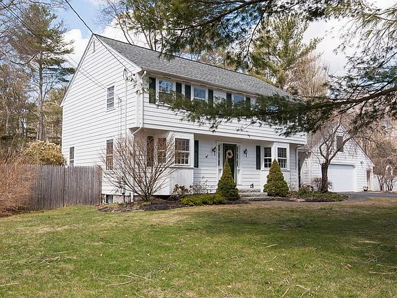 3rd image of 55 Saw Mill Ln