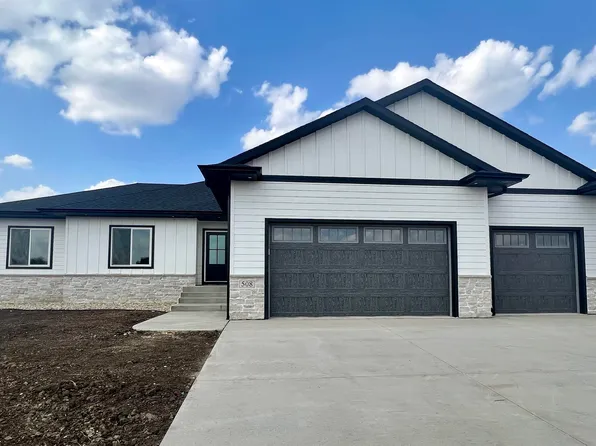 508 Highland St, Harrisburg, SD 57032
