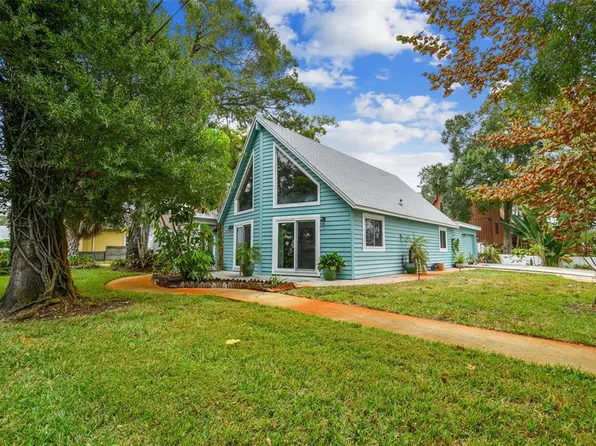 7295 Hubert St, Seminole, FL 33776