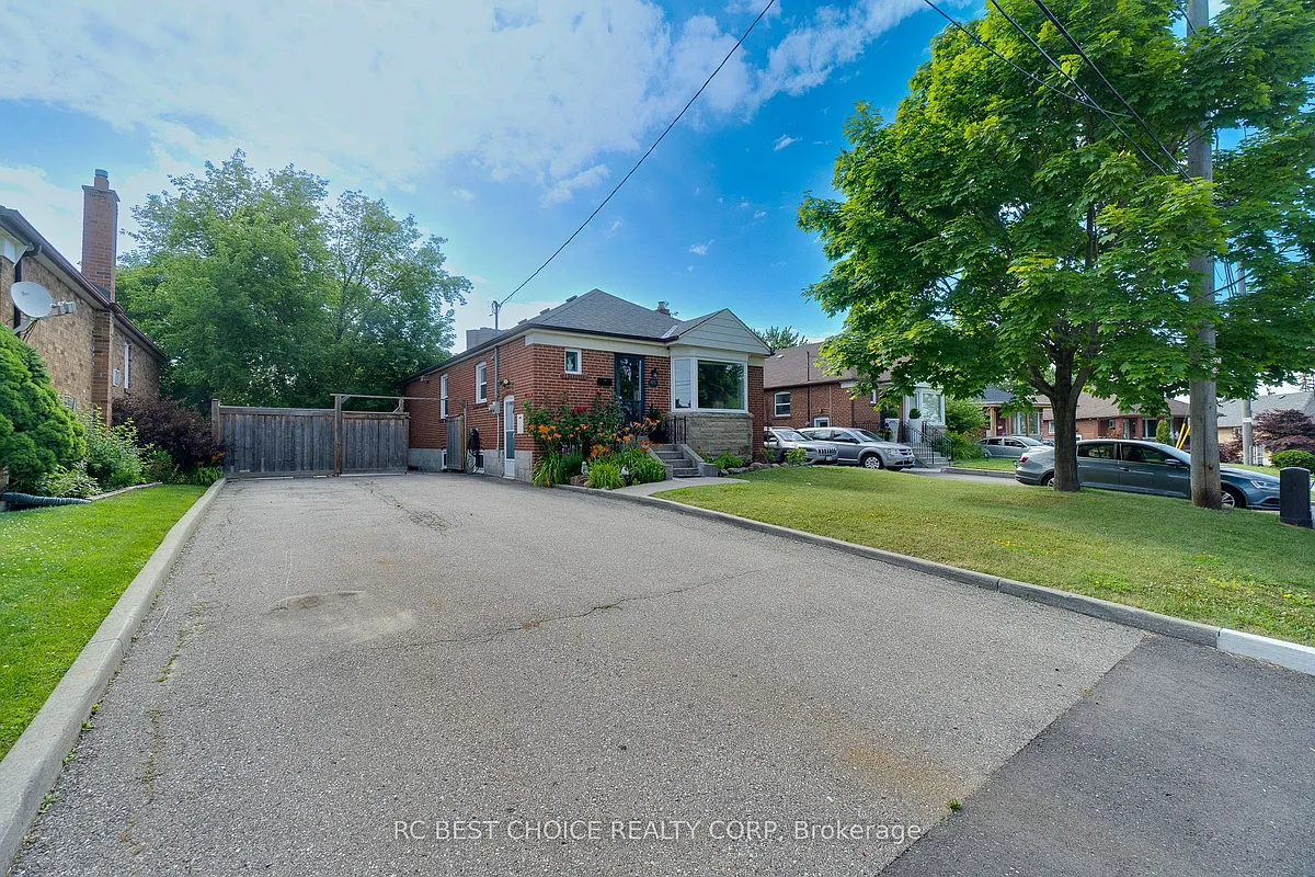 Building Photo - 45 Mayall Ave #LOWER